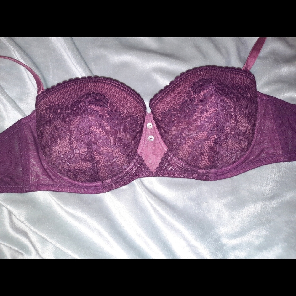 Adore me 36DDD* NWOT* removable pads&straps NWOT